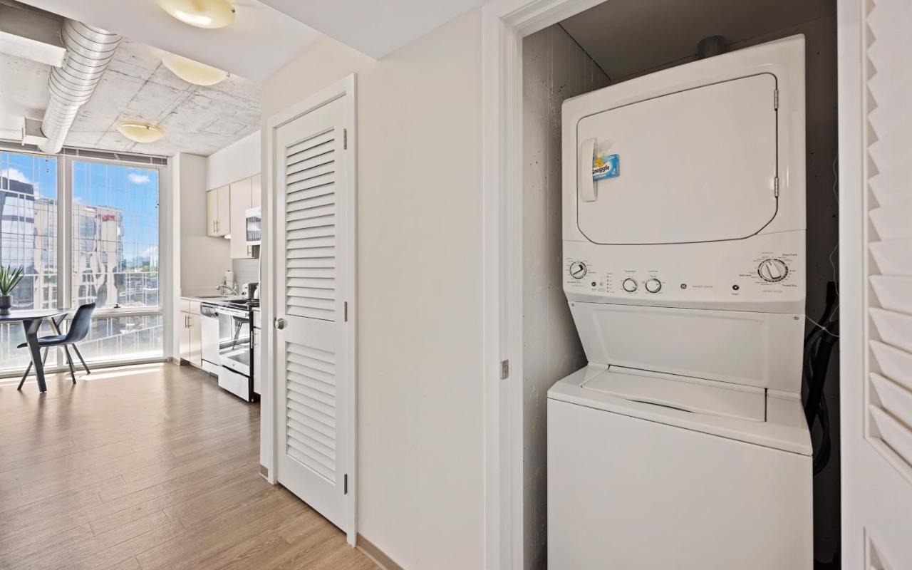 Placemakr Premier Sobro Nashville Exteriör bild Laundry room