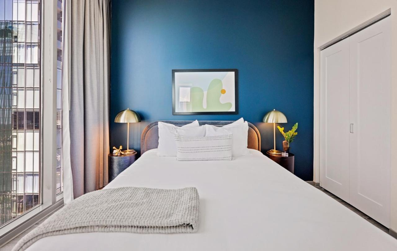 Placemakr Premier Sobro Nashville Exteriör bild A bedroom at the Hotel Commonwealth