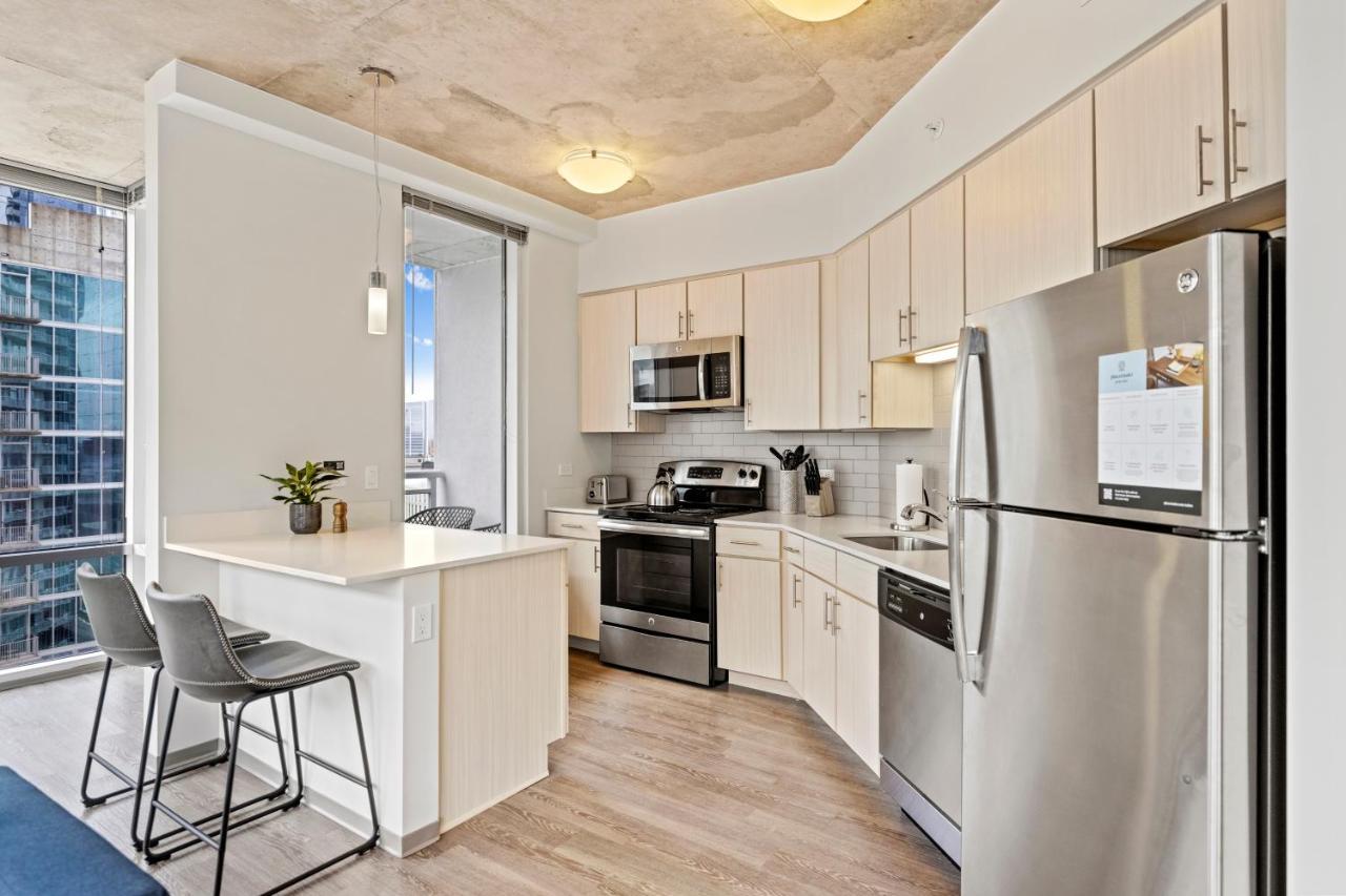 Placemakr Premier Sobro Nashville Exteriör bild A kitchen in a typical apartment